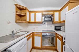 KITCHEN- click for photo gallery